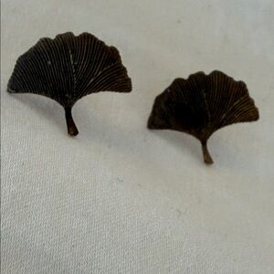 Ginkgo Stud Earrings